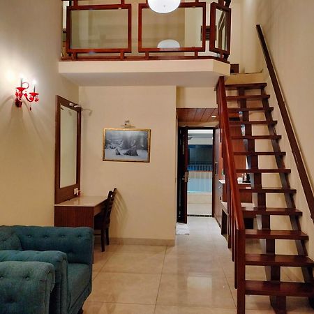 Vits Lonavala Ξενοδοχείο Εξωτερικό φωτογραφία